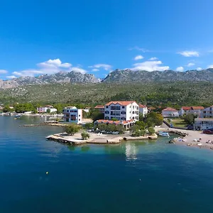 Pansion Croatia 3*, Starigrad Paklenica Kroatië